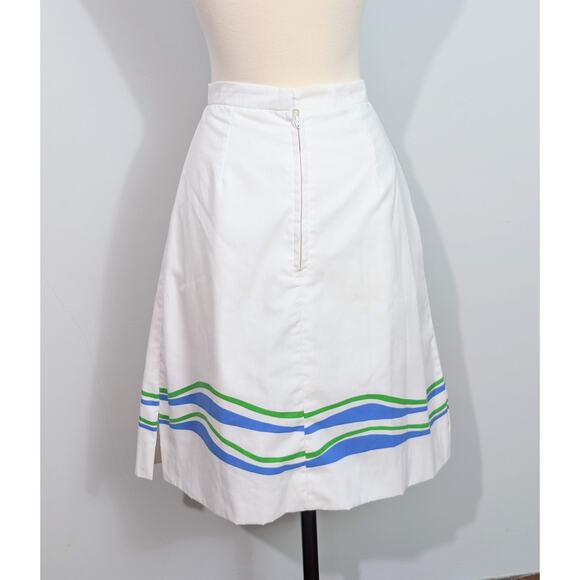 Vested Gentress Whale Print Skirt - Picture 5 of 9